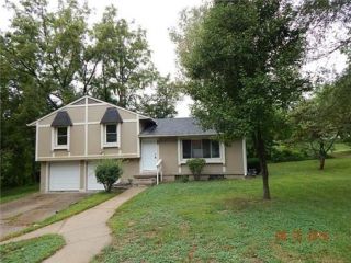 Foreclosed Home - 614 S CRISP AVE, 64054