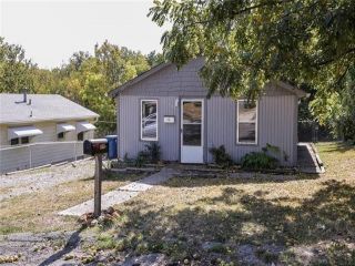 Foreclosed Home - 11615 HACKETT ST, 64054