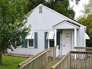 Foreclosed Home - 1216 S OSAGE ST, 64055