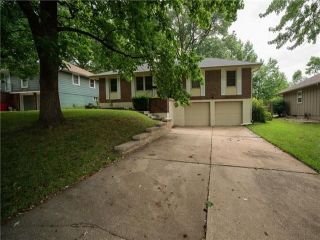 Foreclosed Home - 3813 S DRUMM AVE, 64055