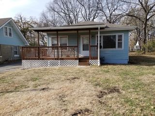 Foreclosed Home - 1402 S OSAGE ST, 64055