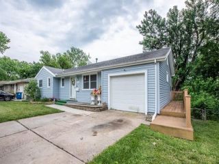 Foreclosed Home - 3025 S LINWOOD AVE, 64055