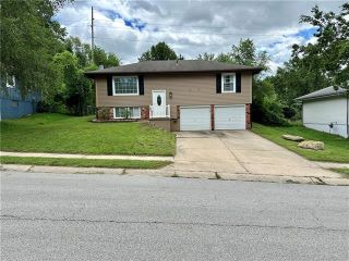 Foreclosed Home - 16353 E 34TH ST S, 64055