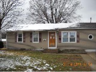 Foreclosed Home - 1312 N SWOPE DR, 64056