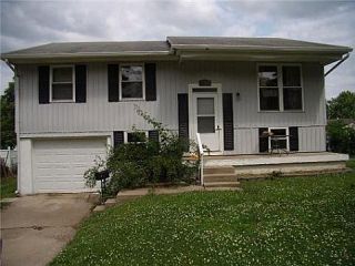 Foreclosed Home - 827 N CHOCTAW AVE, 64056