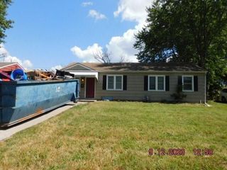 Foreclosed Home - 213 N DAVIDSON AVE, 64056