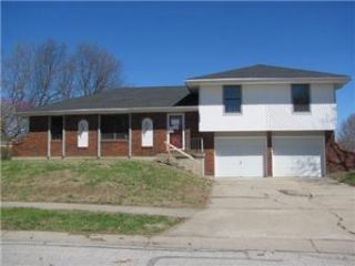 Foreclosed Home - 17612 E 25TH ST S, 64057