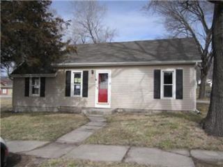 Foreclosed Home - 104 E MAIN ST, 64060