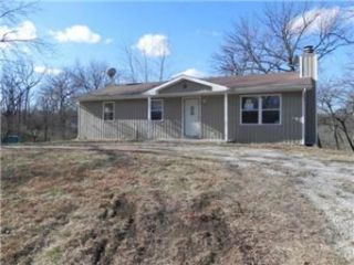 Foreclosed Home - 19628 BLUE JAY TRAIL CIR, 64062