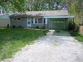 Foreclosed Home - 10 NW LAKEVIEW BLVD, 64063
