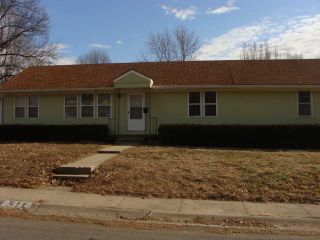 Foreclosed Home - 311 SW HIGHLAND ST, 64063