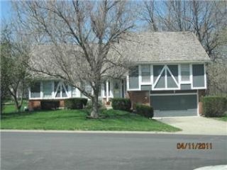 Foreclosed Home - 3720 NE BEECHWOOD DR, 64064