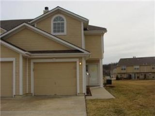 Foreclosed Home - 5573 NW SUNRISE MEADOW LN, 64064