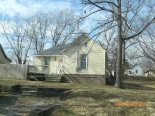 Foreclosed Home - 320 N 19TH ST, 64067