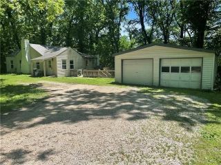 Foreclosed Home - 7903 CYPRESS ST, 64068