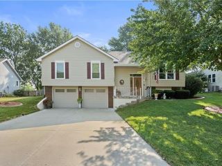 Foreclosed Home - List 101381332
