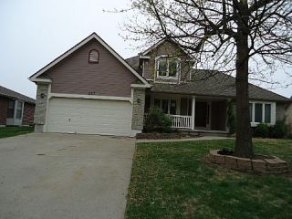 Foreclosed Home - 217 PARK LN, 64070