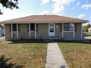Foreclosed Home - 407 S JOHNSON ST, 64076