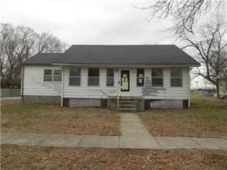 Foreclosed Home - 306 KIRKHAM ST, 64077