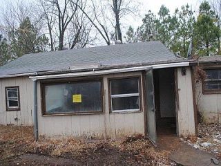 Foreclosed Home - 12510 E 249TH ST, 64078