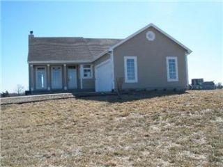 Foreclosed Home - 12901 E 244TH RD, 64078