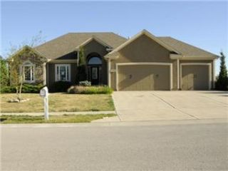 Foreclosed Home - 12201 ASTOR CT, 64078