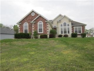 Foreclosed Home - 13400 SYCAMORE DR, 64079
