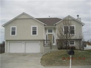 Foreclosed Home - 709 HENLEY DR, 64080
