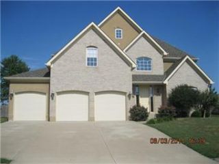 Foreclosed Home - 4125 SW DUCK POND DR, 64082