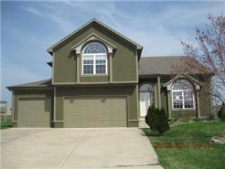 Foreclosed Home - 1517 HORSESHOE DR, 64083