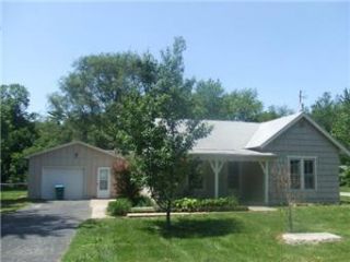 Foreclosed Home - 402 S ADAMS ST, 64083