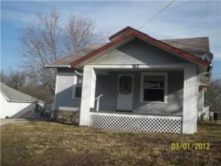 Foreclosed Home - 312 E BLACK DIAMOND ST, 64085