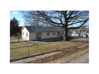 Foreclosed Home - 450 Warder Street, 64085