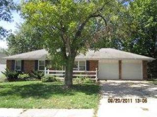 Foreclosed Home - 1008 NE WESTWIND CT, 64086