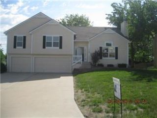 Foreclosed Home - 1109 NE WOODBURY CT # C, 64086