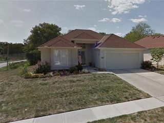 Foreclosed Home - 1300 NE TIMBERCREEK DR, 64086