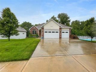 Foreclosed Home - 1504 SOPHIE DR, 64089