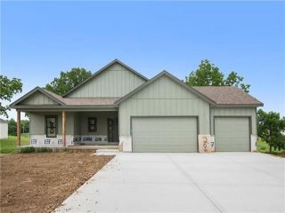 Foreclosed Home - 206 NW 180TH ST, 64089