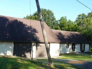 Foreclosed Home - 210 RIVER CT, 64096