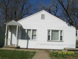 Foreclosed Home - 4420 WOODLAND AVE, 64110
