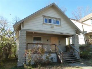 Foreclosed Home - 4434 Highland Ave, 64110