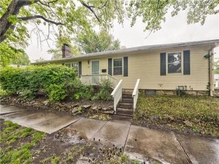 Foreclosed Home - 5845 KENWOOD AVE, 64110