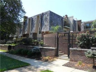 Foreclosed Home - 3608 GILLHAM RD APT 24, 64111
