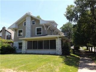 Foreclosed Home - 910 W 32ND ST, 64111
