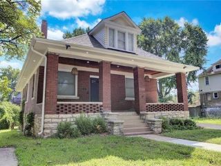 Foreclosed Home - 3723 CENTRAL ST, 64111