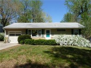 Foreclosed Home - 704 W 90TH TER, 64114