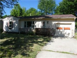 Foreclosed Home - 8214 MCGEE ST, 64114