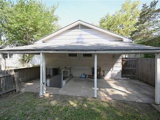 Foreclosed Home - 307 E 79TH TER, 64114