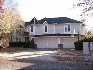 Foreclosed Home - 5821 N CYPRESS AVE, 64119