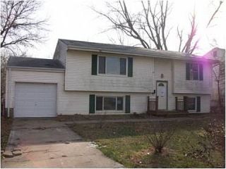 Foreclosed Home - 8131 NE 51ST ST, 64119